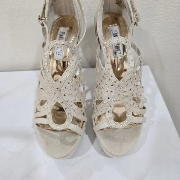 Jennifer Lopez ✦ Nude Suede Studded Cutout Platform Heels ✦ Ankle Strap 6 - Picture 3 of 12